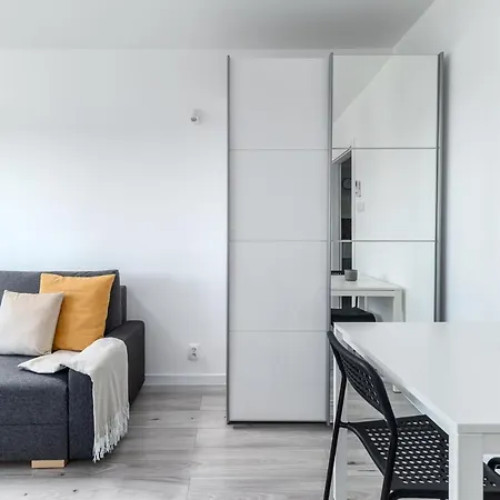 公寓 Old Town And River View