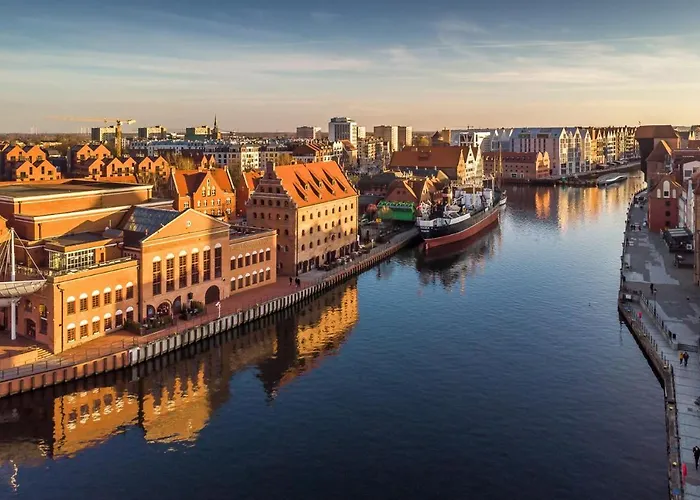 Old Town And River View Apartmán *