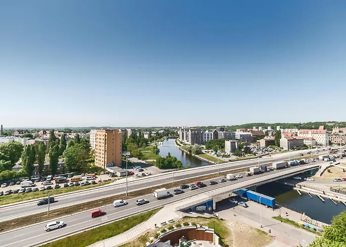 Apartment Old Town And River View
